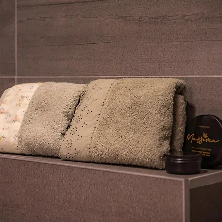 Vilă Hacienda R - Kuca Sa Bazenom