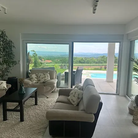 Hacienda R - Kuca Sa Bazenom