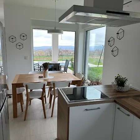 Villa Hacienda R - Kuca Sa Bazenom Siokovac