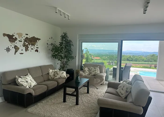 Hacienda R - Kuca Sa Bazenom * Siokovac