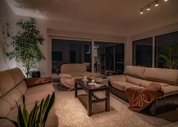 Hacienda R - Kuca Sa Bazenom Βίλα *