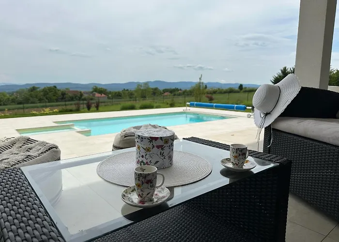 Βίλα Hacienda R - Kuca Sa Bazenom *