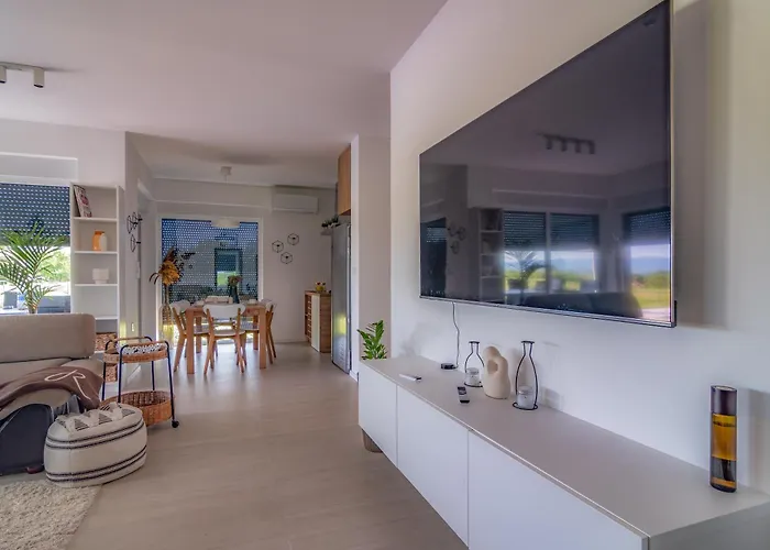 Βίλα Hacienda R - Kuca Sa Bazenom